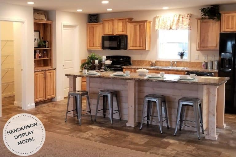 Commodore Limited 2 Henderson Kitchen D&W Homes