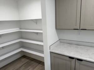 Essence 16 Pantry